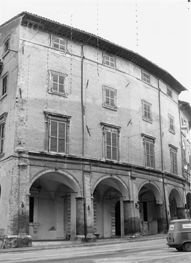 Palazzo Luzi